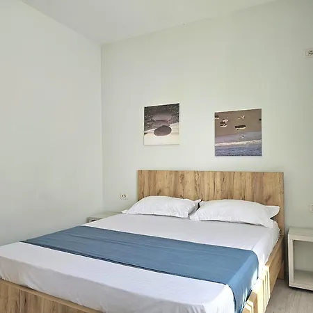 Sunset Penthouse Σαράντα