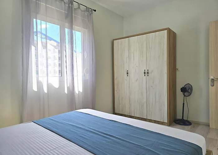 Sunset Penthouse Appartamento Sarandë